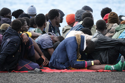 INMIGRANTES EN LA CÁRCEL… Y LOS AUTENTICOS DELINCUENTES LIBRES Y RICOS