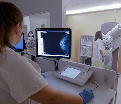 VACUNA CONTRA EL CANCER DE MAMA MÁS AGRESIVO