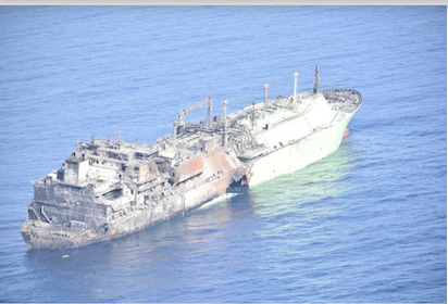 UN BARCO A LA DERIVA EN EL MEDITERRÁNEO… HABRÁ QUE RESCATARO ¿NO?