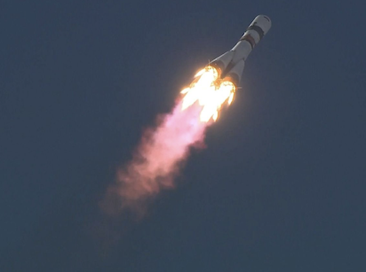LA CARRERA ESPACIAL SIGUE ADELANTE Y LAS GUERRAS A SU ALREDEDOR