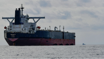 EEUU DEJA LLEGAR PETRÓLEO A CUBA DE RUSIA