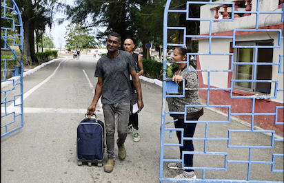 CUBA: 2000 PRESOS LIBERADOS… ¿CUÁNTOS HABRÁ?