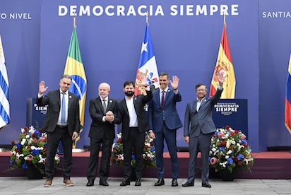 Y UNA REUNIÓN SORPRESA LIDERADA POR SÁNCHEZ CONTRA TRUMP